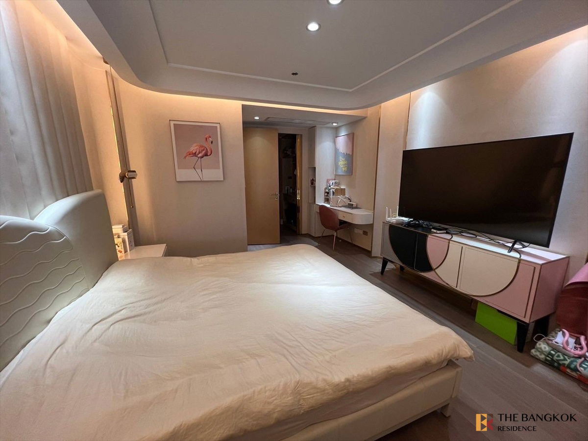 รูป 💎Luxury Duplex,Huge Room Le Raffine Sukhumvit 24 Near BTS Phrom Phong - รูปที่ 5/11