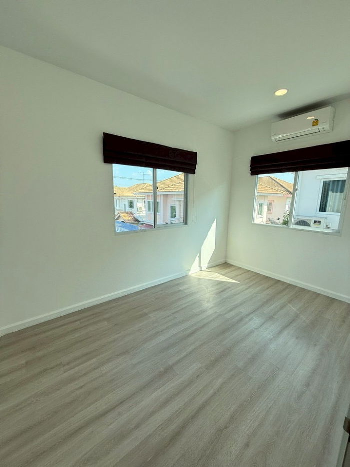 รูป #ให้เช่าบ้านทาวน์โฮม2ชั้น Modi Villa รังสิตคลอง7 ติดถนนใหญ่รังสิต – นครนายก 3 ห้องนอน 2 ห้องน้ำ - รูปที่ 13/20