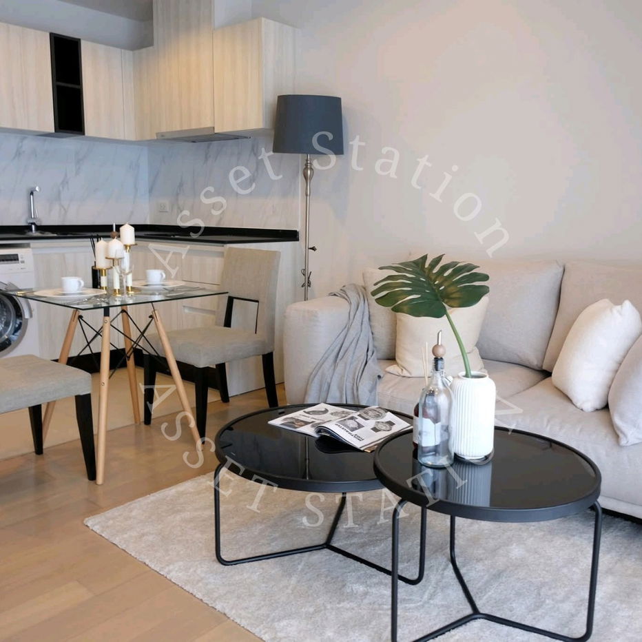 picture 🚈✨ HQ Thonglor – Connecting all your travel needs, near BTS Thonglor 🏙️ - 4/7