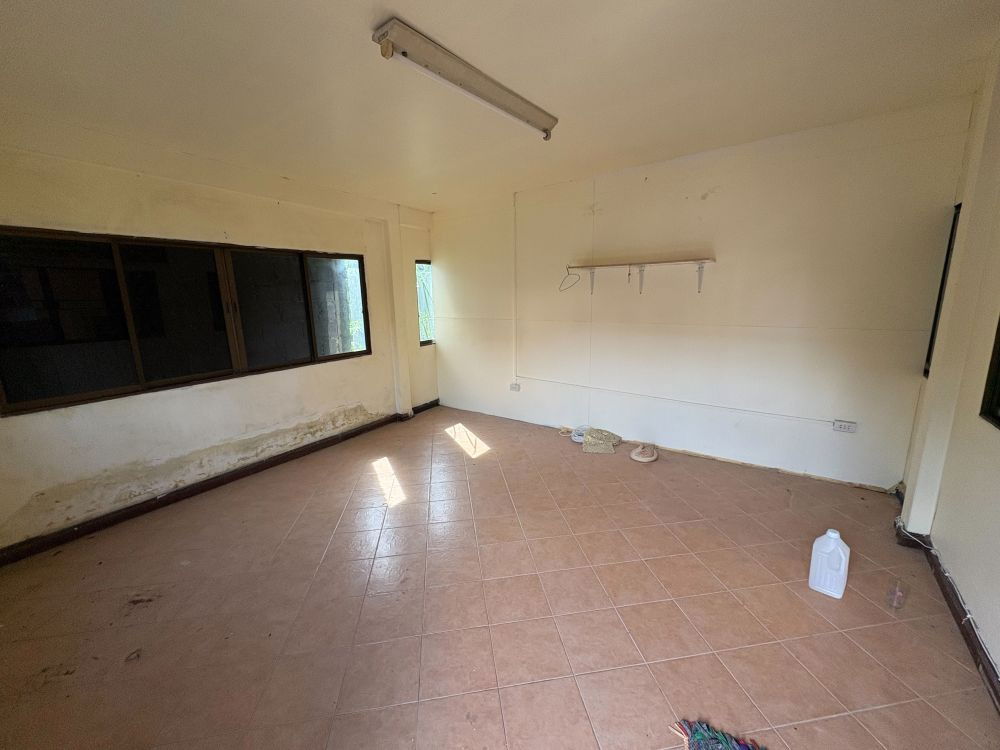 รูป ขายบ้านเดี่ยวชั้นครึ่ง 3 ห้องนอน ถ.พุทธมณฑล สาย2 ซ.11 พร้อมเข้าอยู่ ทำเลดี ใกล้เดอะมอลล์บางแค - รูปที่ 8/15