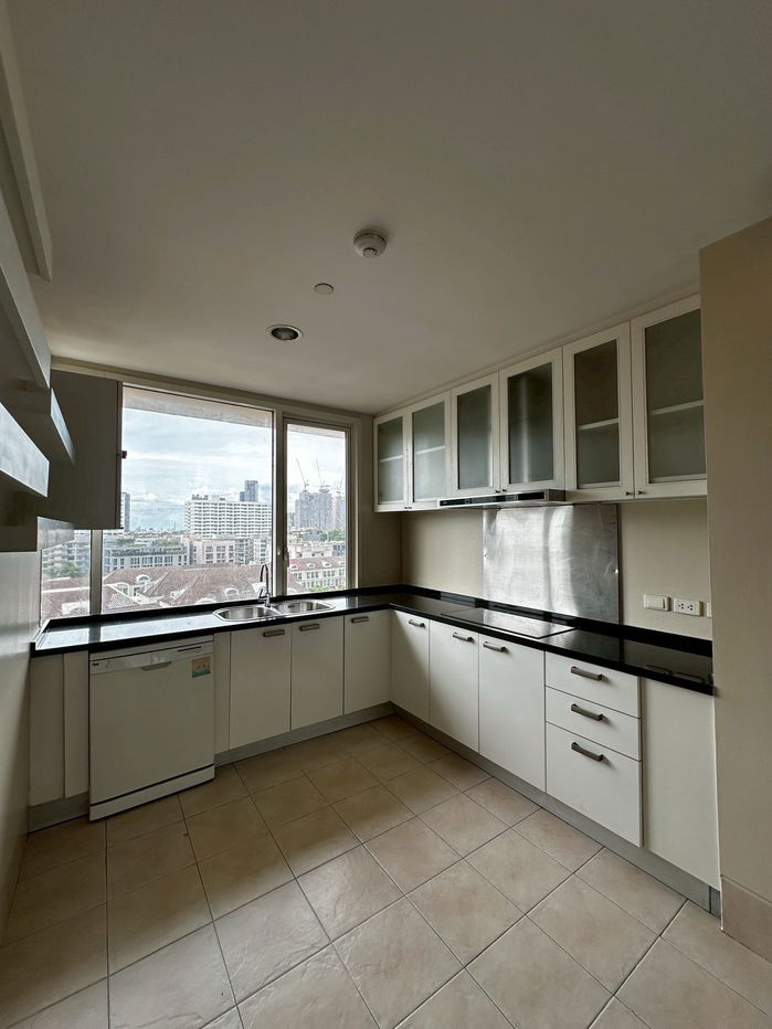 รูป LTHC13163 – Condo for Rent คอนโดเช่า at Hampton Thonglor 10  Size 260 sqm. 4 beds 5 baths Near BTS Thonglor ONLY 130K/Month - รูปที่ 4/9