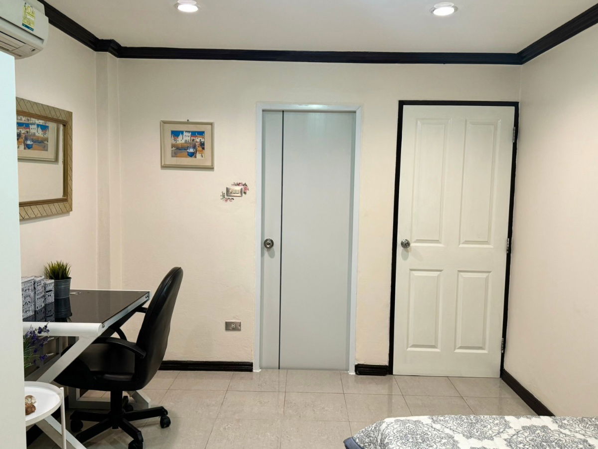 รูป ให้เช่า Townhome / Home-office Royal Nakarin Villa - รูปที่ 20/37