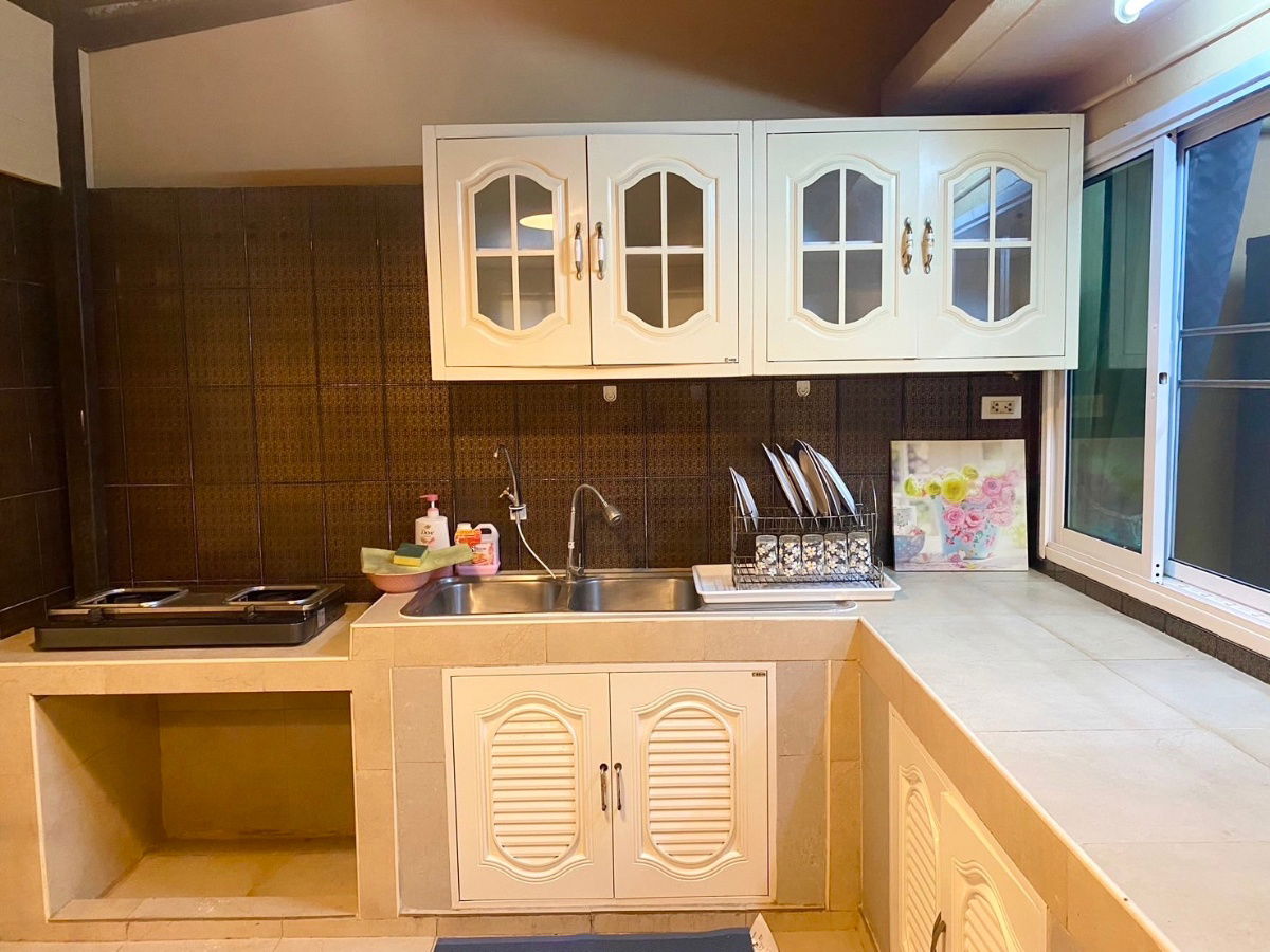 รูป ให้เช่า Townhome / Home-office Royal Nakarin Villa - รูปที่ 31/37