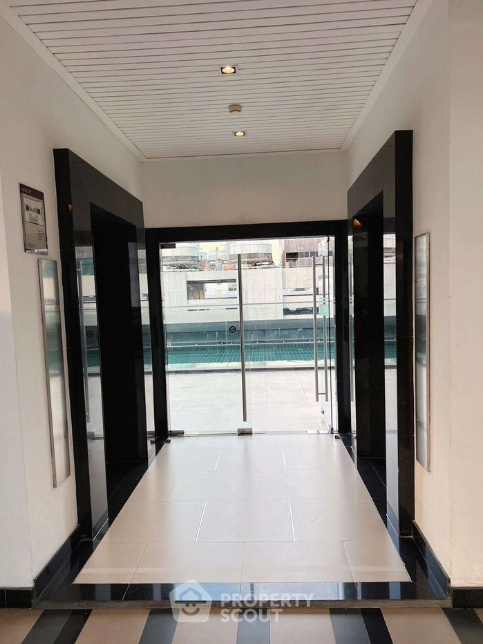 picture 1-BR Condo at Collezio Sathorn-Pipat near BTS Chong Nonsi (ID 509681) - 6/11