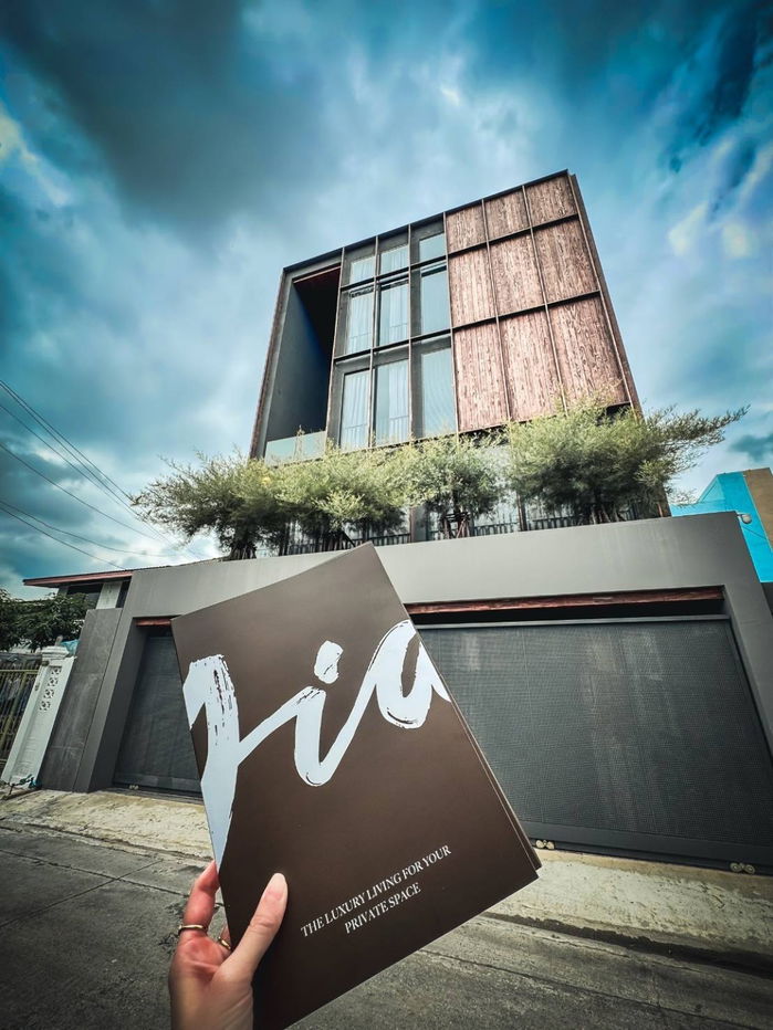 picture Luxury home for sale, designed by a renowned architect, from the Six Elements project, near Harrow International School - 13/16