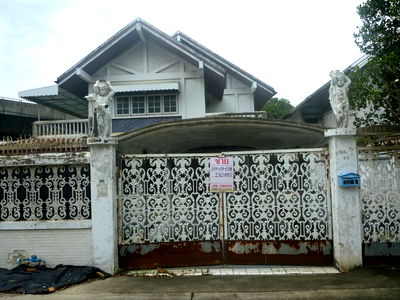 บ้านเดี่ยว ม.เทคโนโลยีราชมงคลพระนคร พระนครเหนือ : ขาย บ้านเดี่ยว 230 ตร.วา หมู่บ้านพรพงษ์เพชรวิลล่า 2 งามวงศ์วาน 23 นนทบุรี