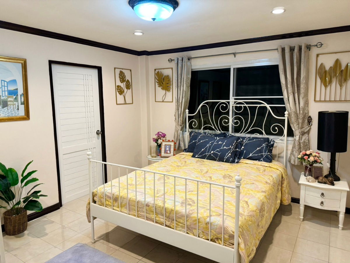 รูป ให้เช่า Townhome / Home-office Royal Nakarin Villa - รูปที่ 21/37