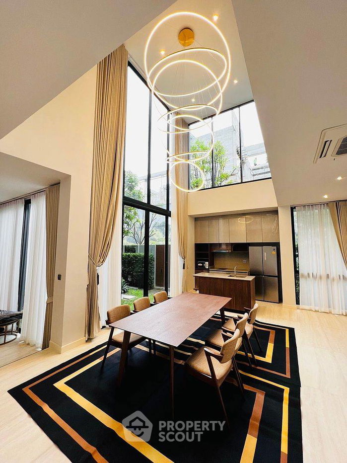 picture Luxurious 4 bed House near Wellington/Brighton Int’l Schools (ID 1325372) - 3/13