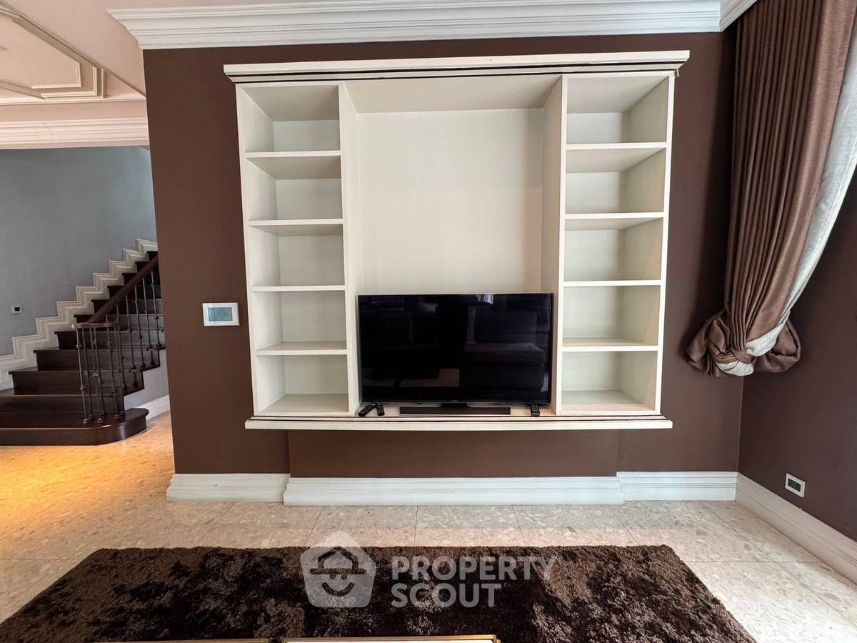 picture 4-BR House in Bang Khae Nuea (ID 2141569) - 23/34