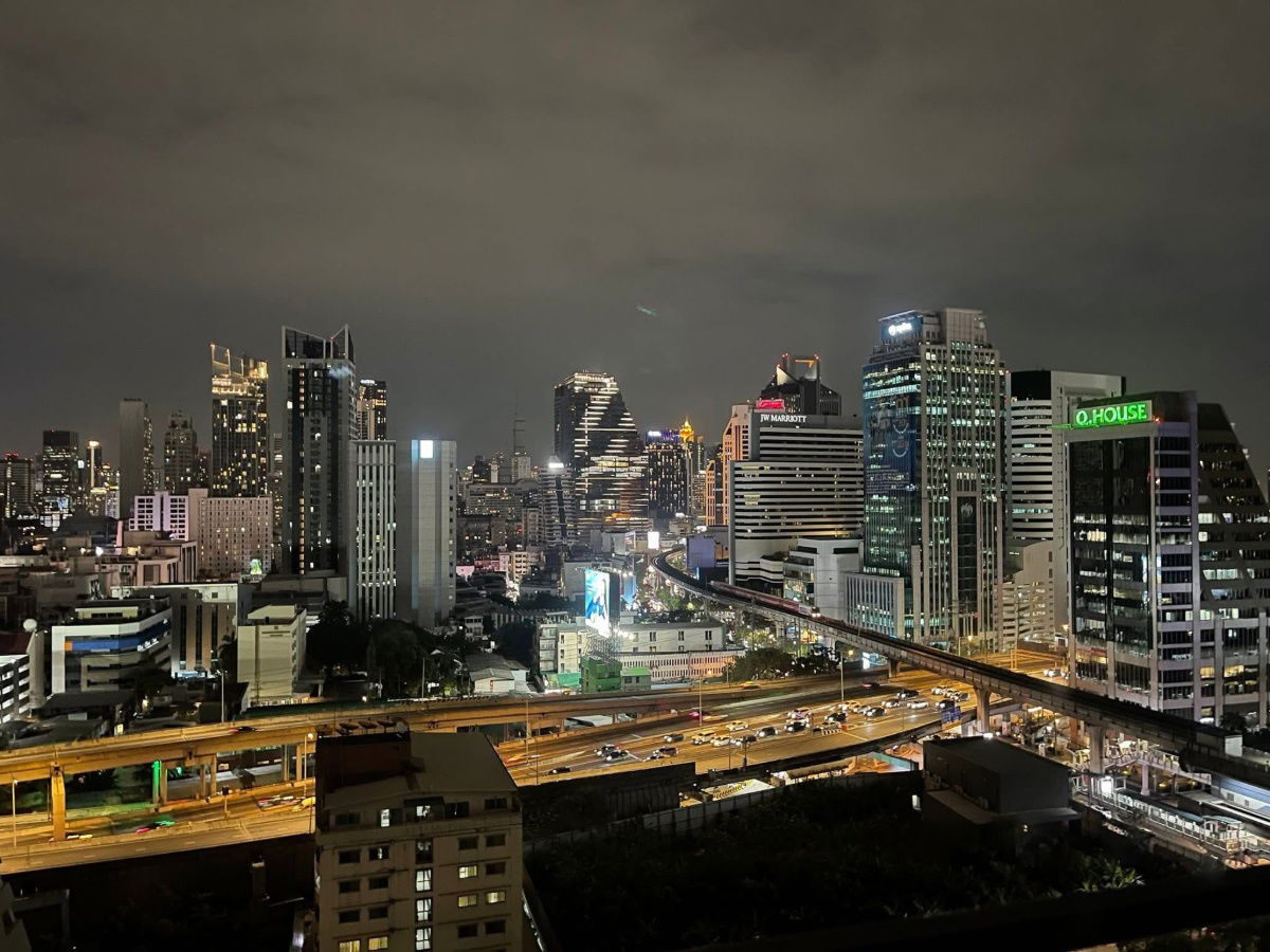picture Condo for rent Noble Ploenchit near BTS Ploenchit 65,000 baht Property code: RS1766 - 11/12