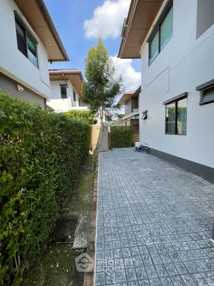 รูป บ้าน 4-ห้องนอน ที่ บุราสิริ พัฒนาการ ใน ประเวศ (ID 1403297) - รูปที่ 6/25