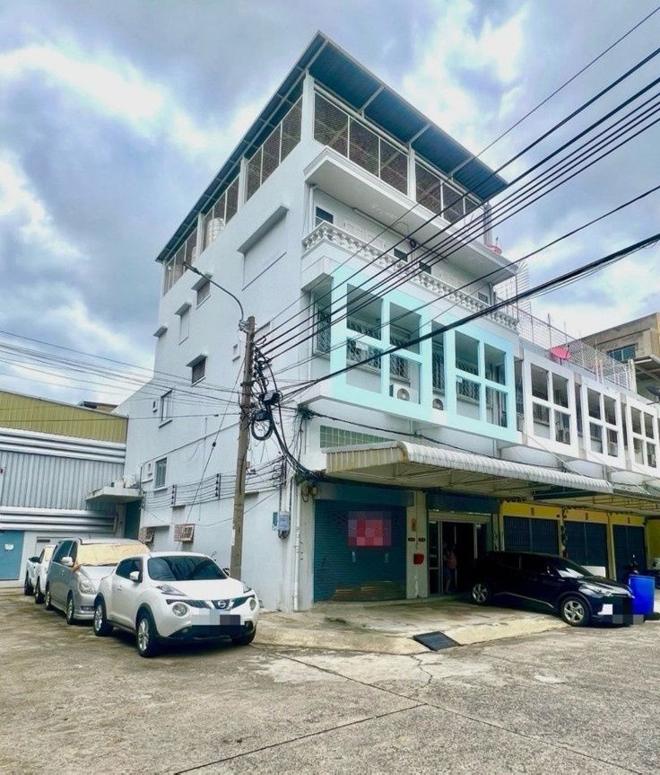 รูป LTHC13153 – Commercial Building for Rent อาคารพาณิชย์ให้เช่า at Rama III รามอินทรา 3 Size 574 sqm. 5 rooms ONLY 200K/Month Near Central Rama 3 - รูปที่ 1/20