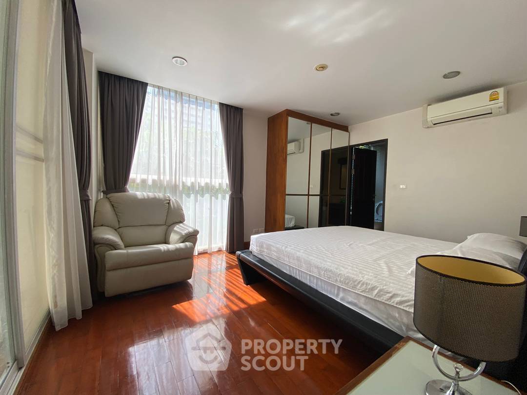 picture 2-BR Condo at The Peak Sukhumvit 15 Condominium near ARL Makkasan (ID 2133494) - 5/12