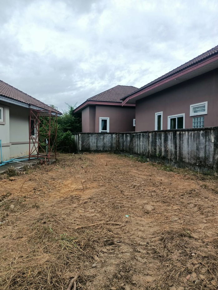 รูป บ้านเดี่ยว เนื้อที่ทั้งหมด 436 ตารางเมตร 392 (ไม่ติดเลขที่) หมู่บ้านฉัตรแก้ว ตำบลควนลัง อำเภอหาดใหญ่ สงขลา ราคา 2,306,000 บาท - รูปที่ 11/13