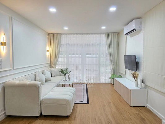 รูป [ให้เช่า] หมู่บ้าน รัชดานิเวศน์ ห้วยขวาง / 4 ห้องนอน 3 ห้องน้ำ / 60 ตรว. 160 ตรม. **85,000** บ้านเดี่ยวชั้นเดียวตกแต่งสวย ใกล้เซนทรัลพลาซ่า พระราม 9 - รูปที่ 2/12