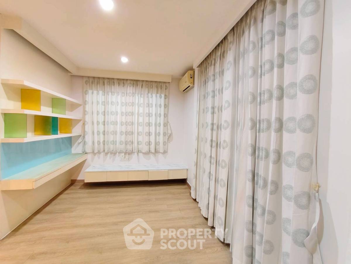 รูป บ้าน 3-ห้องนอน ที่ บ้านลาดพร้าว 2 ใน คลองจั่น (ID 2302028) - รูปที่ 19/31