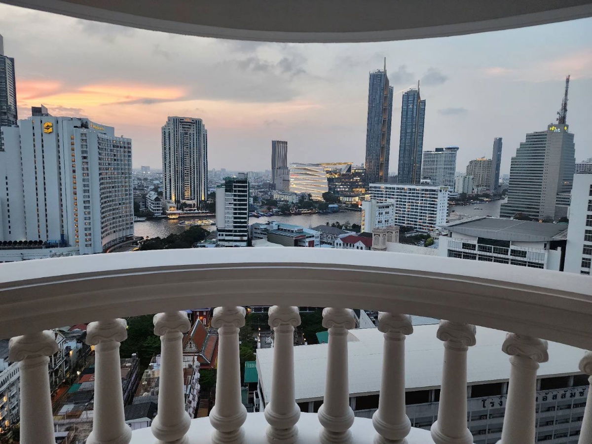 รูป cd1832 ให้เช่าคอนโดหรู Penthouse วิวแม่น้ำเจ้าพระยา ราคาถูก 100,000บาท/เดือน (ราคานี้ ไม่ให้เปียโน) Le bua at State Tower ใกล้ BTS สะพานตากสิน - รูปที่ 32/49