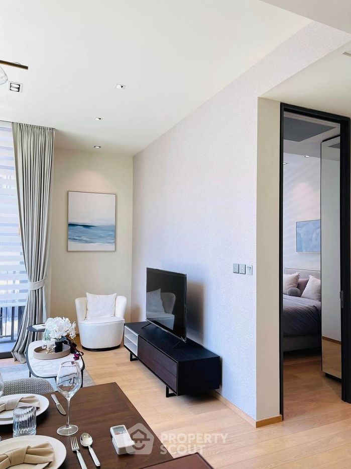 picture 2-BR Condo at 28 Chidlom near BTS Chit Lom (ID 2073744) - 6/16