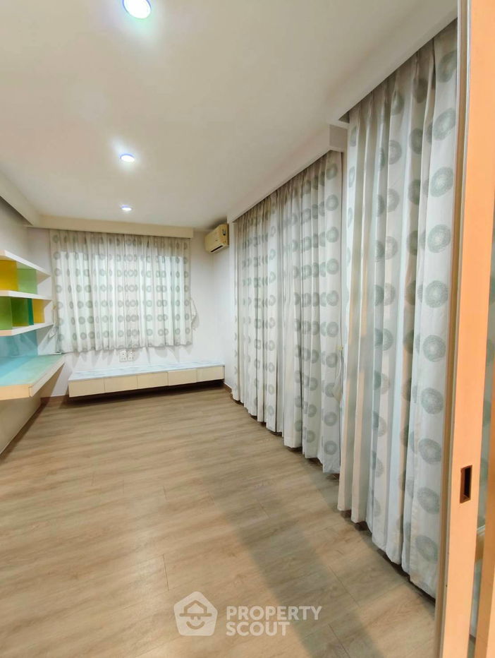 รูป บ้าน 3-ห้องนอน ที่ บ้านลาดพร้าว 2 ใน คลองจั่น (ID 2302028) - รูปที่ 21/31
