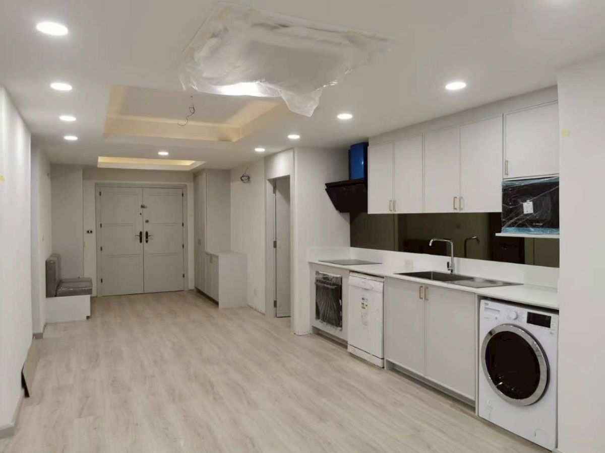 รูป LTH13155 – Condo for Sale คอนโดขาย at President Park Sukhumvit 24 Size 223 sqm. 4 beds 3 baths ONLY 21 MB Near BTS Asoke - รูปที่ 1/14
