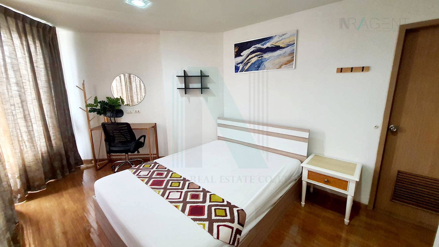 รูป 🚩Best room!🚩 ให้เช่าคอนโด ริเวอร์ เฮเว่น อาคาร D ชั้น 23 3 ห้องนอน ขนาด 98.00 ตรม ใกล้ BTS สะพานตากสิน - รูปที่ 2/8