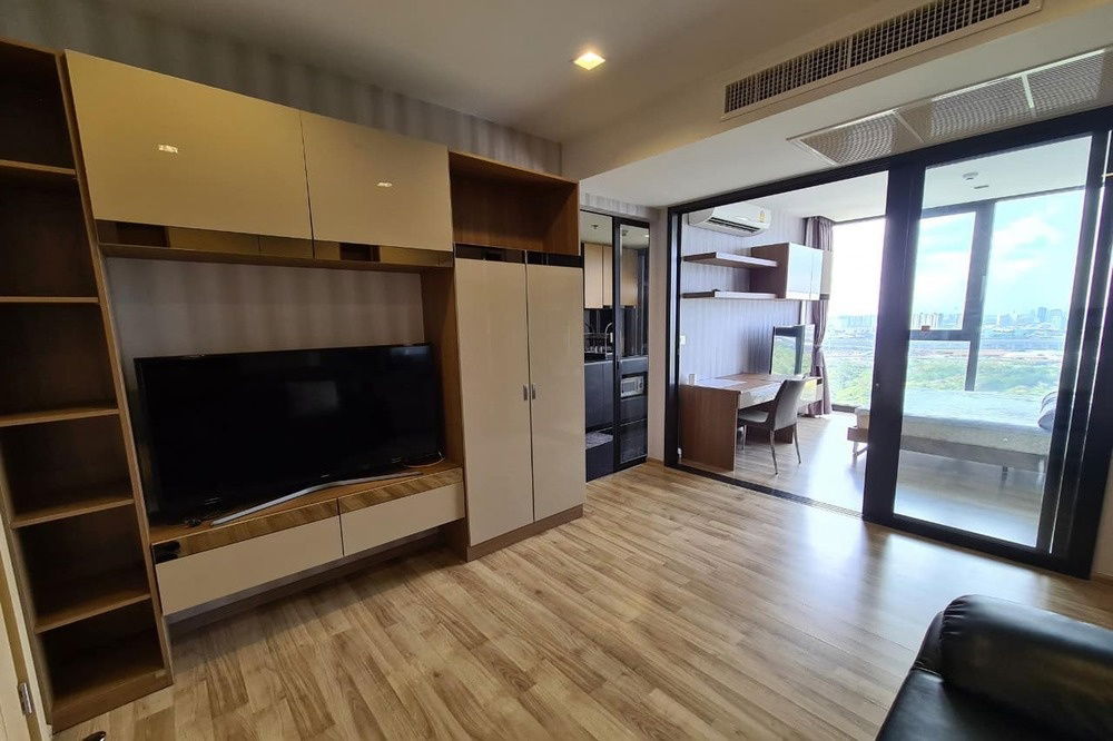 picture  Sale with tenant !! high floor29+, Chatuchak Park view!!🔥 Code C20230205010.....The Line Jatujak - Mochit, 1 bed, 1 bath, furnished, Special Deal!!📣 - 3/8