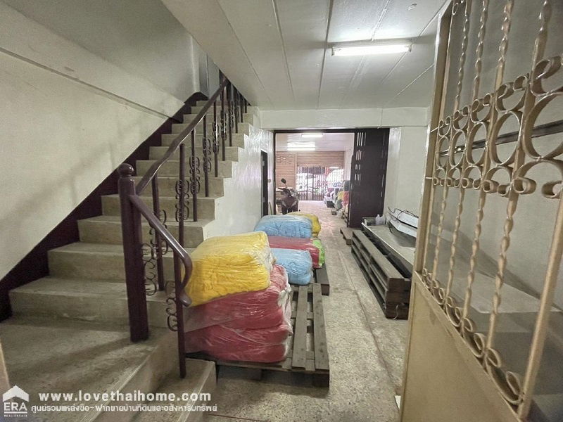 รูป ขายตึกแถว 3.5 ชั้น ถนนพระราม2 ซอย43 หมู่บ้านสินทวี โครงการ7 พื้นที่ 30 ตรว. - รูปที่ 8/17