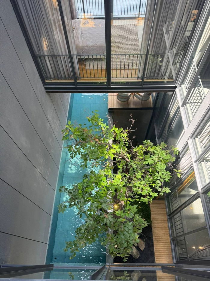 picture Luxury home for sale, designed by a renowned architect, from the Six Elements project, near Harrow International School - 11/16