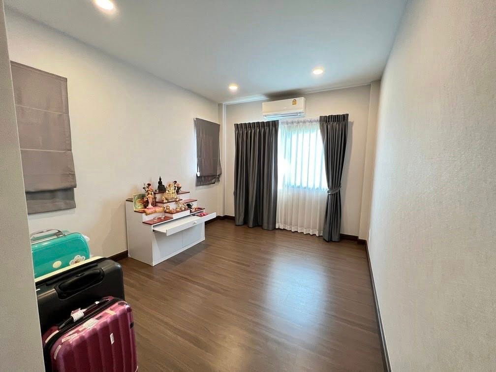 picture 😊🏡 House for rent at The City Ramintra 2 | The City Ramintra 2. Special location in the project (with a double-volume hall). - 10/12