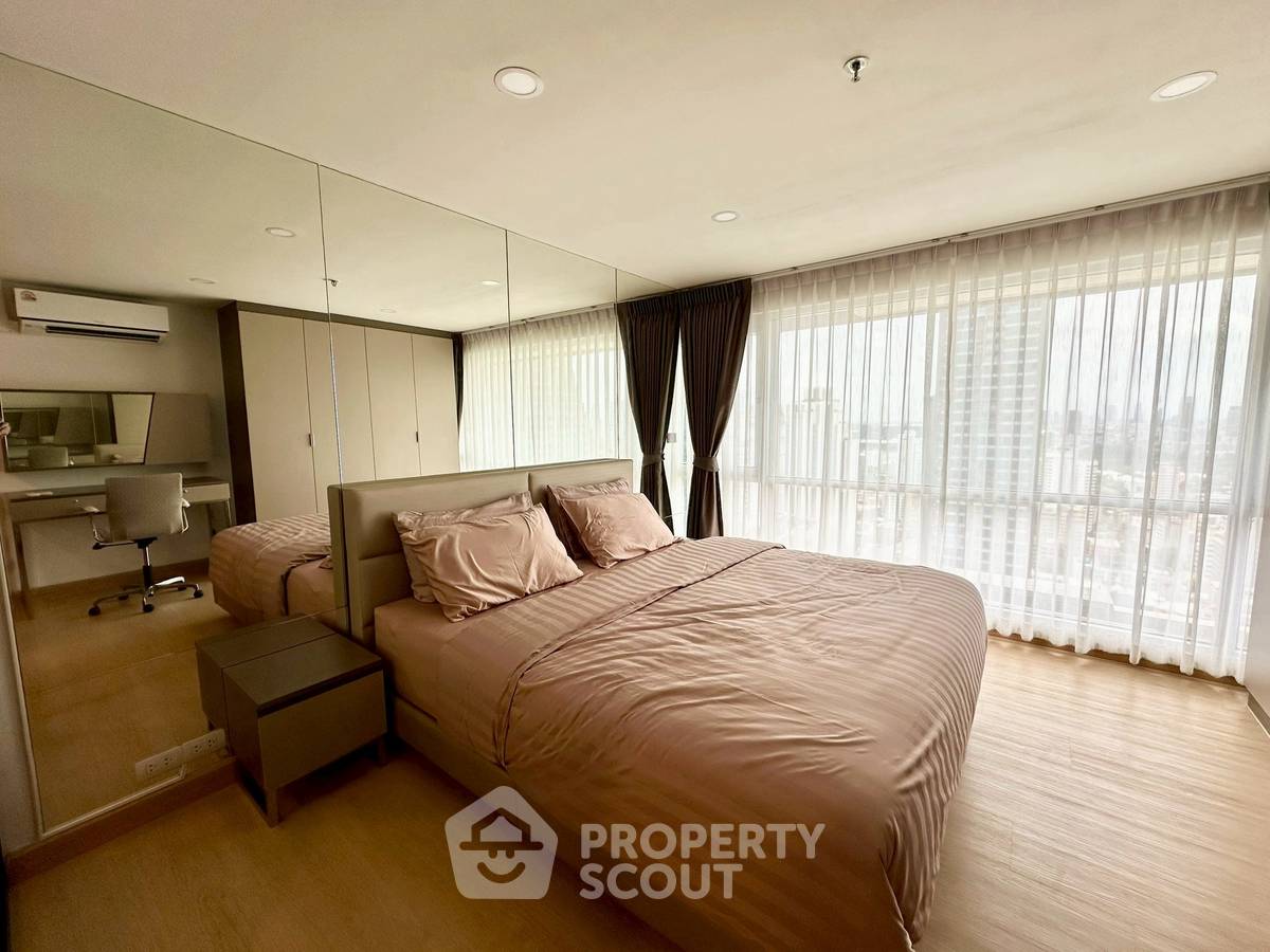 picture 1-BR Condo at Sukhumvit Suite near BTS Nana (ID 2301440) - 1/7