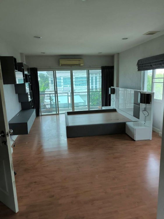 รูป ขายบ้านเดี่ยว 2 ชั้น หลังมุม หมู่บ้านบางกอกบูเลอวาร์ด วงแหวน - เทพารักษ์ ทำเลดี เดินทางสะดวก  - รูปที่ 5/11