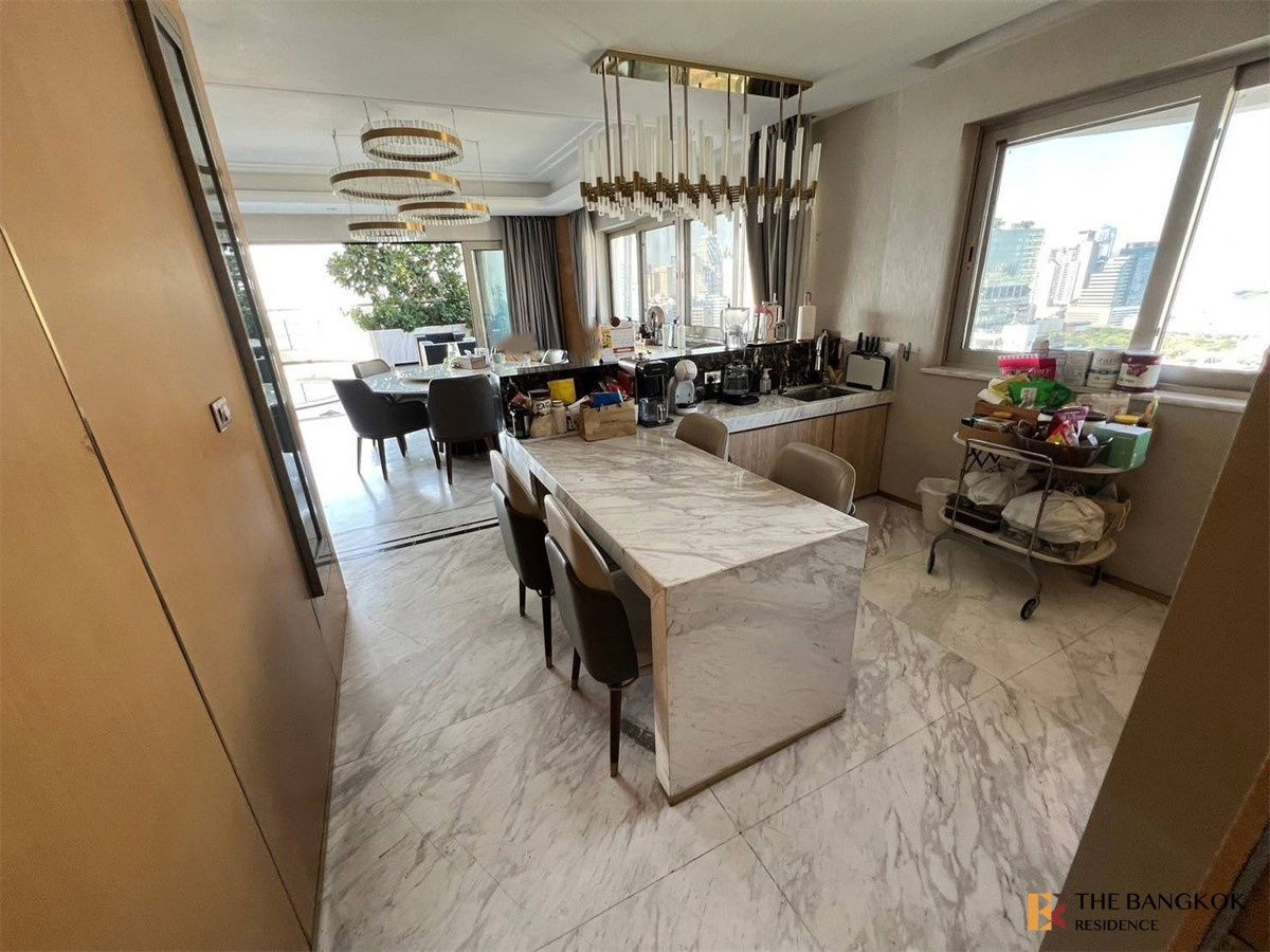 รูป 💎Luxury Duplex,Huge Room Le Raffine Sukhumvit 24 Near BTS Phrom Phong - รูปที่ 9/11
