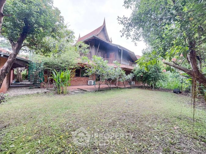 ขายบ้านเดี่ยว 5 ห้องนอน 700 ตร.ม. 500 ตร.ว. เขตหลักสี่