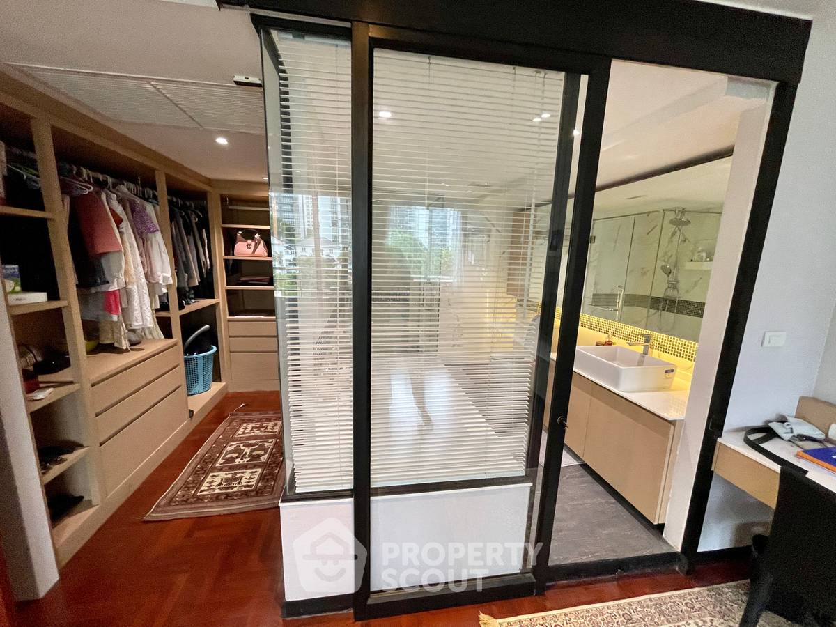 รูป คอนโด 2-ห้องนอน ที่ เลค อเวนิว คอนโดมิเนียม ใกล้ BTS อโศก (ID 2303169) - รูปที่ 11/17