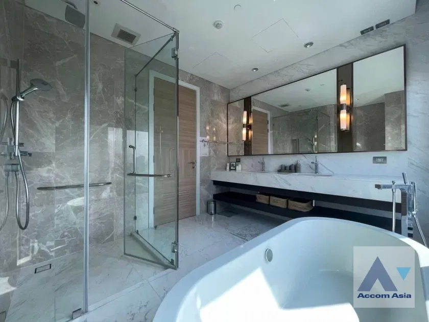 รูป 🔼🔽 AccomA 📩  2 BR Condominium @Sindhorn Residence (AA30774) - รูปที่ 11/12
