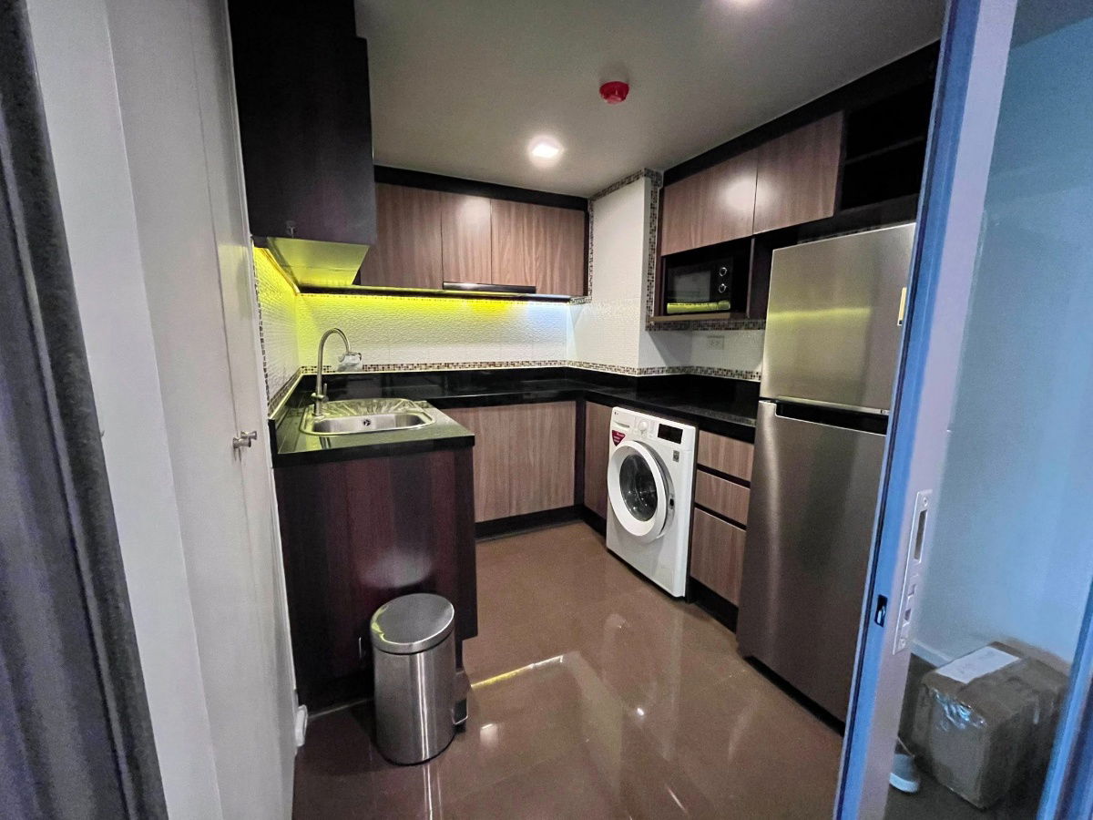 picture Condo for rent, Focus Ploenchit, near BTS Ploenchit, 28,000 baht, property code: RS1768 - 7/13