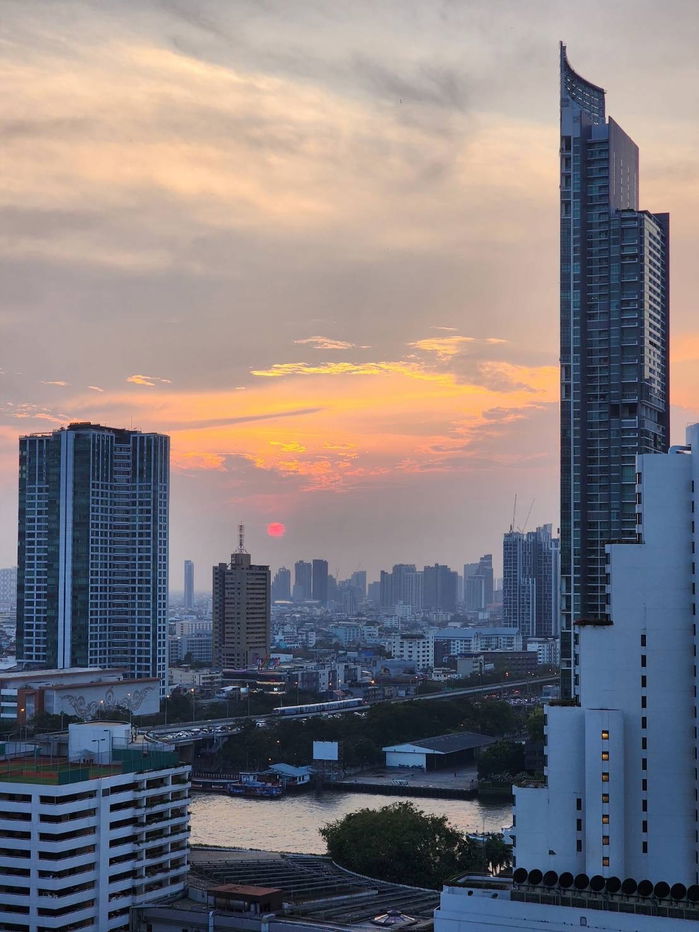 รูป cd1832 ให้เช่าคอนโดหรู Penthouse วิวแม่น้ำเจ้าพระยา ราคาถูก 100,000บาท/เดือน (ราคานี้ ไม่ให้เปียโน) Le bua at State Tower ใกล้ BTS สะพานตากสิน - รูปที่ 31/49