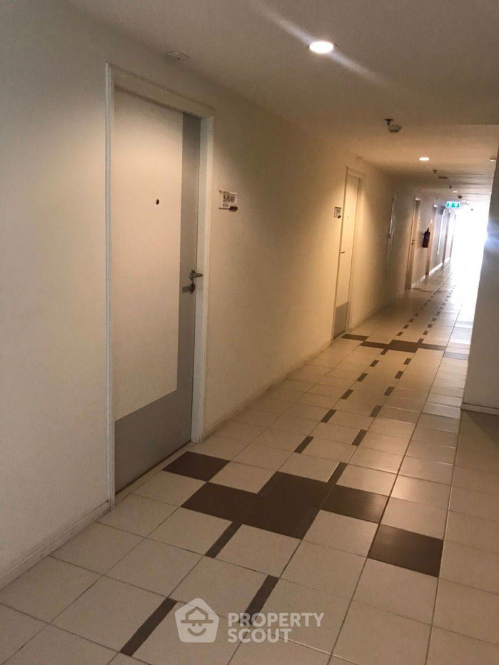 รูป คอนโด 1-ห้องนอน ที่ ลุมพินี เพลส ศรีนครินทร์-หัวหมาก ใกล้ ARL หัวหมาก (ID 771256) - รูปที่ 4/10