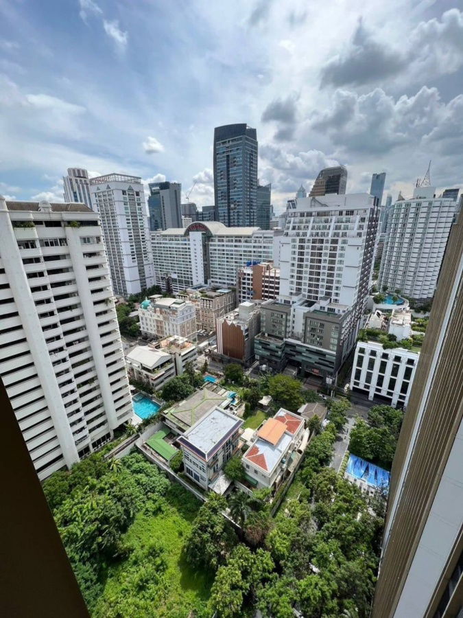 picture 👉🏻Luxury condo for rent in the heart of Sukhumvit, Noble BE19, near BTS Asoke and MRT Sukhumvit, fully furnished, with appliances included. 📌 - 7/13