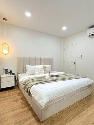 รูป [ให้เช่า] หมู่บ้าน รัชดานิเวศน์ ห้วยขวาง / 4 ห้องนอน 3 ห้องน้ำ / 60 ตรว. 160 ตรม. **85,000** บ้านเดี่ยวชั้นเดียวตกแต่งสวย ใกล้เซนทรัลพลาซ่า พระราม 9 - รูปที่ 7/12