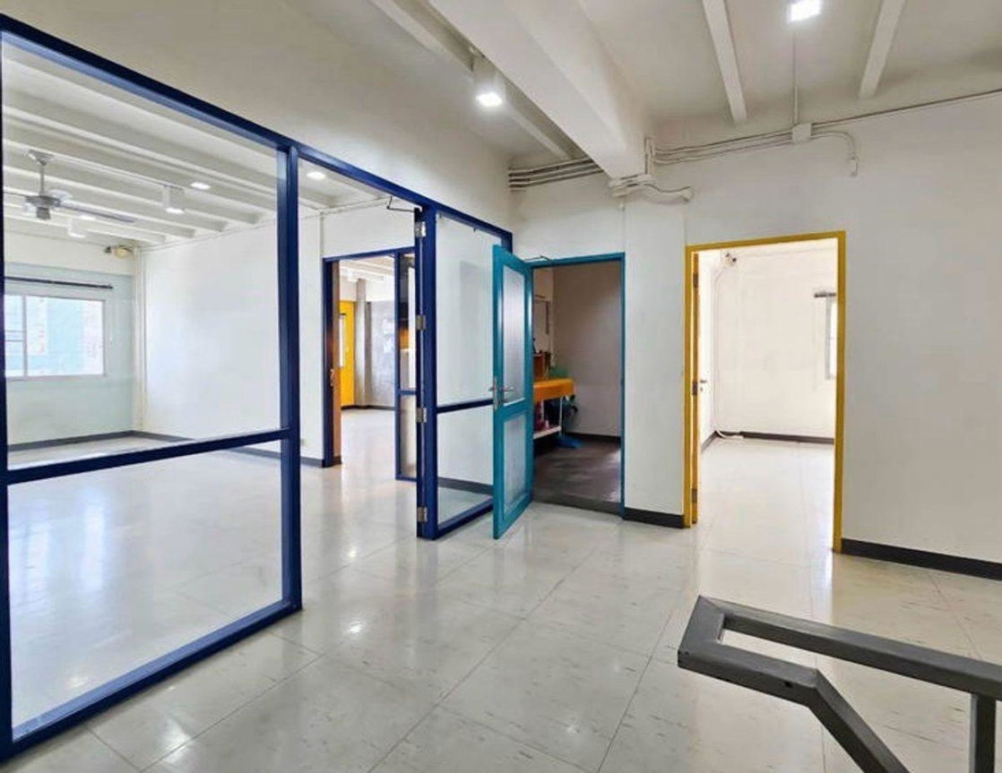 รูป LTHC13154 – Commercial Building for Sale อาคารพาณิชย์ขาย at Rama III รามอินทรา 3 Size 574 sqm. 5 rooms ONLY 19.9 MB Near Central Rama 3 - รูปที่ 9/20