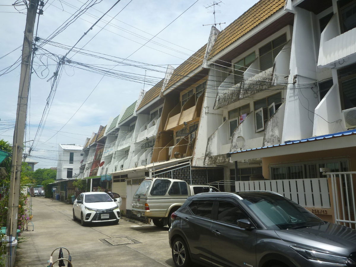 รูป ขาย ทาวน์เฮ้าส์ 20 ตร.วา ถนนเทอดดำริ เขตดุสิต กรุงเทพฯ - รูปที่ 2/7
