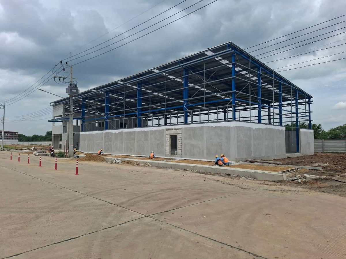 รูป โรงงานให้เช่า ขาย พร้อมสำนักงานพื้นที่ สีม่วงเข้มลำลูกกาคลอง 9 ลำลูกกา ปทุมธานี ติดต่อ Khun Panya 063-381-5838 - รูปที่ 3/5