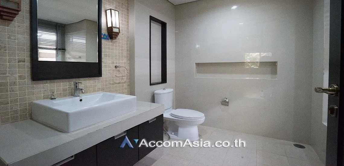 รูป 🔼🔽 AccomA 📩  Spacious house in an exclusive compound, 4 Beds for rent in New Phetchaburi (AA27418) - รูปที่ 10/19