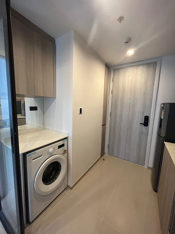 รูป For rent : Reference Sathorn - Wongwianyai, New room, 16th floor, Size 31 Sq.m, Rent 22,000 Baht/Month, Ready to move as of today.Negotiable  - รูปที่ 8/12