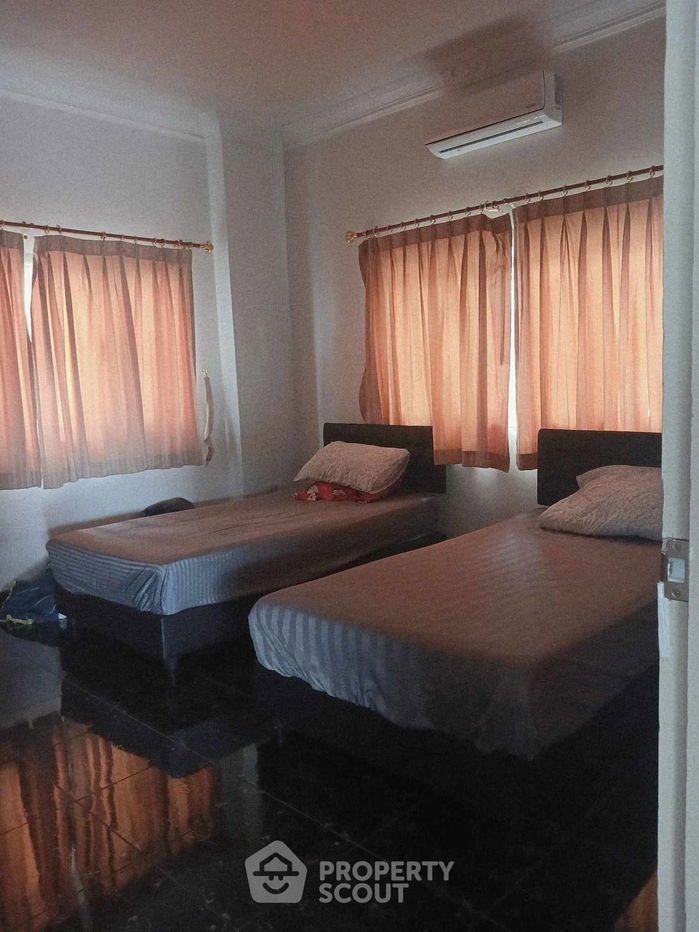 รูป บ้าน 3-ห้องนอน ใกล้ ถนนพระตำหนัก พัทยา (ID 2303809) - รูปที่ 9/13