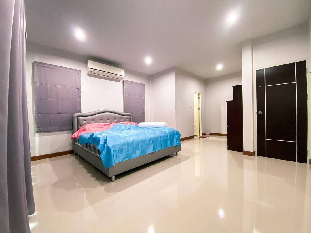 รูป ให้เช่าบ้านเดี่ยว 4 นอน(บ้านใหม่)  ม.ศุขประยูรปาร์ค น่าป่า ชลบุรี - รูปที่ 3/15