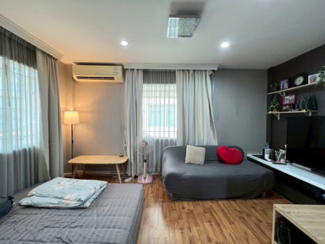 รูป ขาย ทาวน์โฮม ถนนเมน เดอะทรัสต์ซิตี้ งามวงศ์วาน 170 ตรม 29.1 ตรว พร้อมอยู่หลังมุม เดินทางสะดวก - รูปที่ 8/12