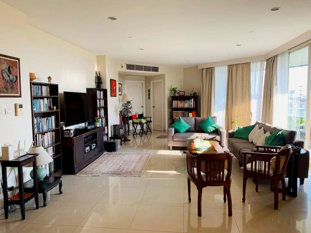 รูป LTHC13162 – Condo for Sale คอนโดขาย at Watermark Chaophraya River  Size 242 sqm. 3 beds 3-4 baths Near BTS Krung Thon Buri ONLY 30 MB - รูปที่ 1/18