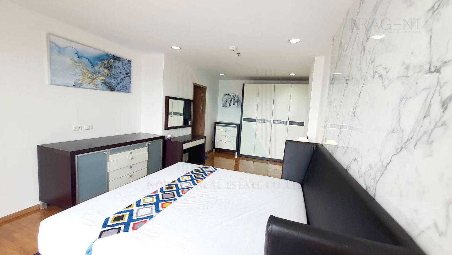 รูป 🚩Best room!🚩 ให้เช่าคอนโด ริเวอร์ เฮเว่น อาคาร D ชั้น 23 3 ห้องนอน ขนาด 98.00 ตรม ใกล้ BTS สะพานตากสิน - รูปที่ 1/8